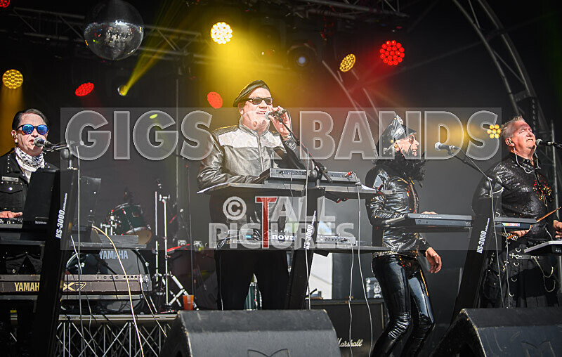 Fade 2 Grey-479 - FADE 2 GREY