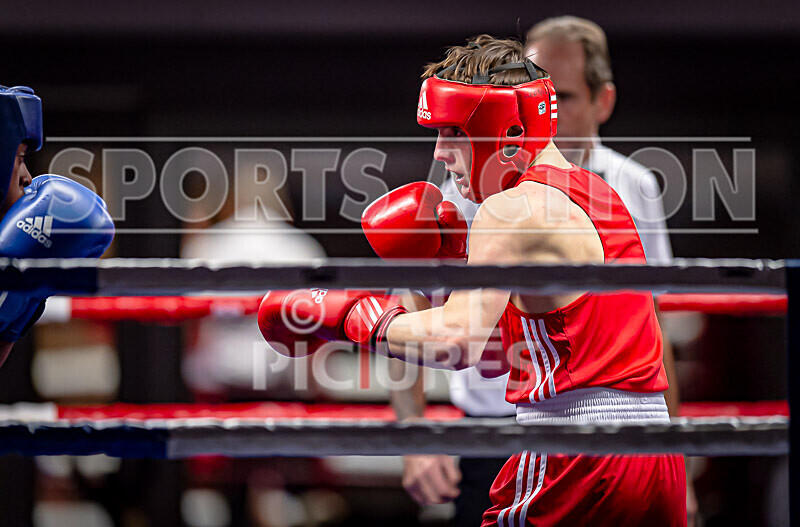 BOUT 3_Luc Langlois v Jaspe Kibiedi-24 - BOUT 3_Luc Langlois v Jaspe Kibiedi