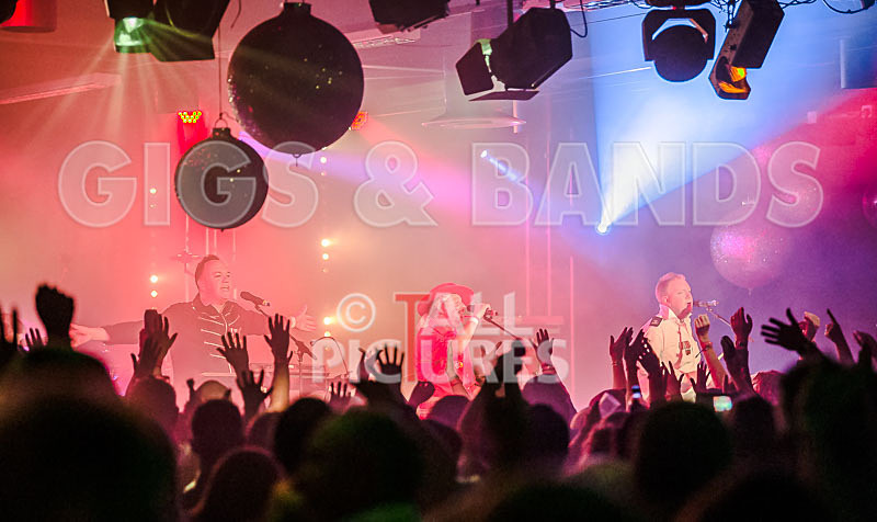 Fade2Grey-346 - FADE2GREY