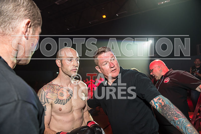 Lee Waterman v Danny Smith-6 - BOUT 1