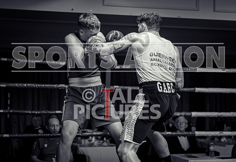 BOUT 10_Billy Le Poullain v Josh Bridges-16 - BOUT 10_Billy Le Poullain v Josh Bridges