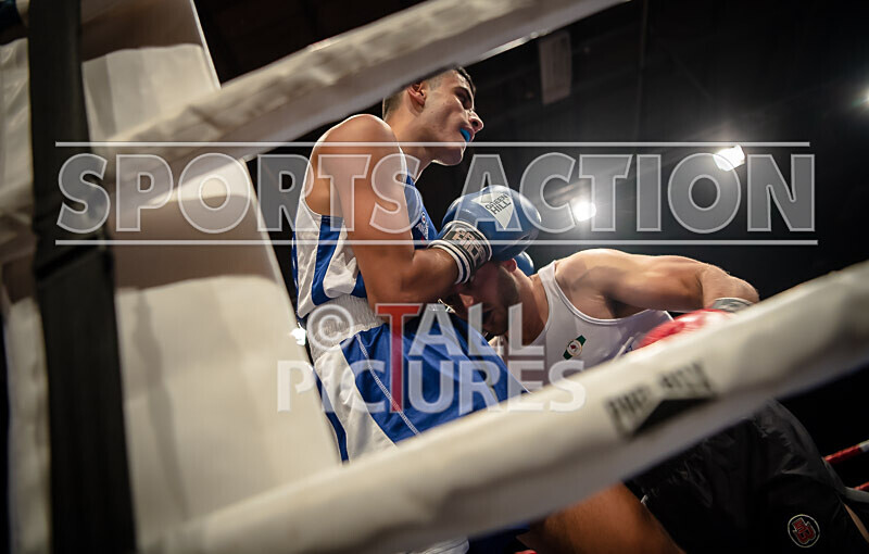 BOUT 8- Rusian Gogercaks v Alex White-34 - BOUT 8: Rusian Gogercaks v Alex White