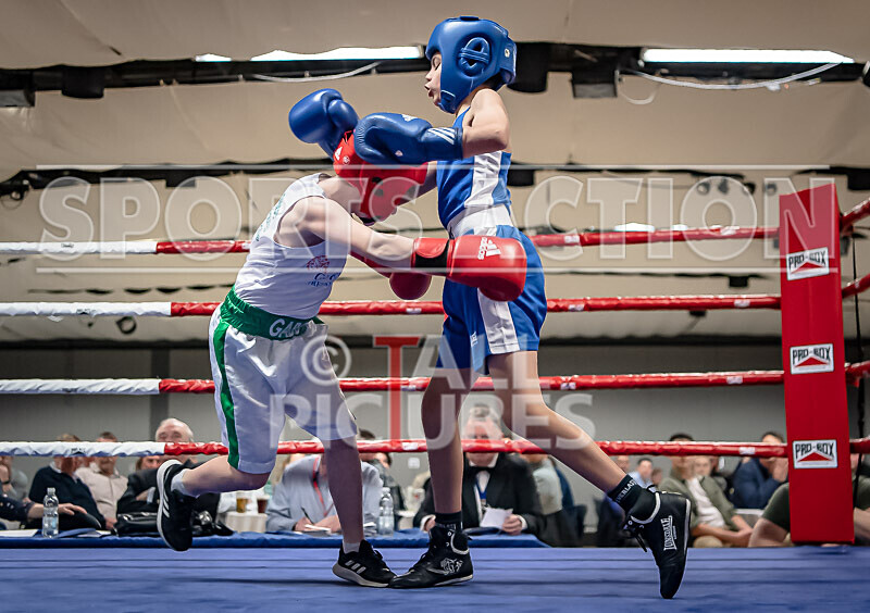 BOUT 1 - Liam Duff v Oliver McKenzie-9 - BOUT 1 - Liam Duff v Oliver McKenzie