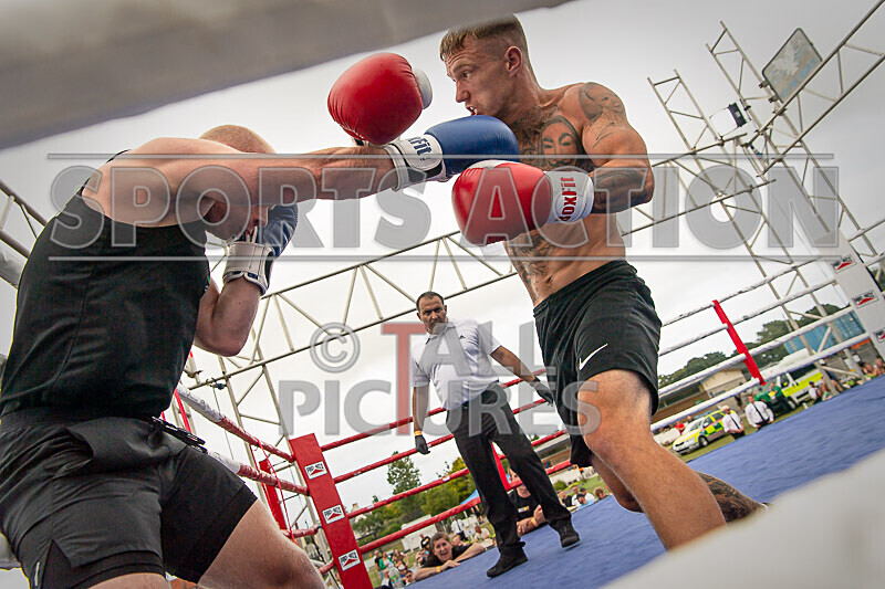 BOUT 6- Jason Danger Mouse Enticott v Martin the Granite Man Savident- - BOUT 6- Jason 'Danger Mouse' Enticott v Martin 'the Granite Man' Savident