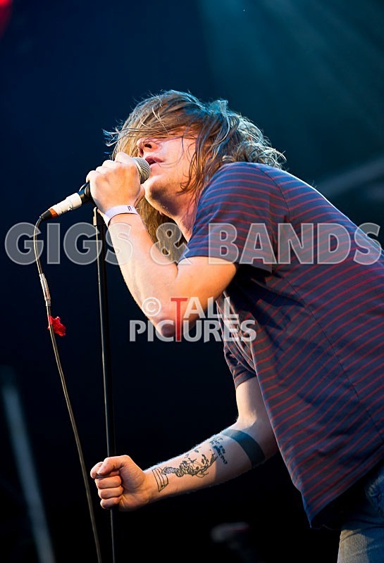 Cage the Elephant-46 - CAGE THE ELEPHANT