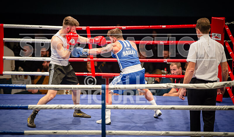 Bout 20_Chris Sumner v Keiran Bailey-1-27 - Bout 20_Chris Sumner v Keiran Bailey