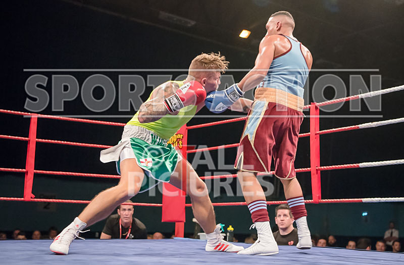 BOUT-6 James Woolnough v Jordan Blake-16 - BOUT-6 James Woolnough v Jordan Blake