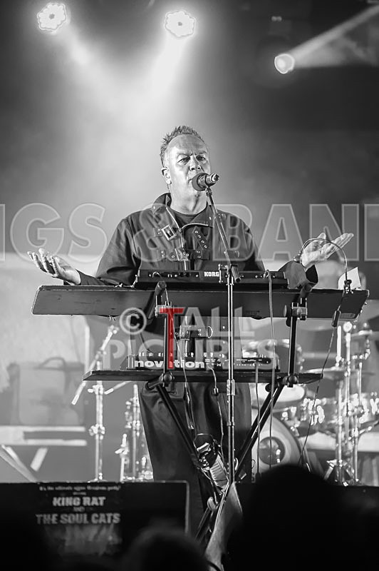 Fade to Grey-327 - FADE TO GREY