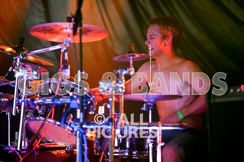 Brave Yesterday-13-0001 - BRAVE YESTERDAY