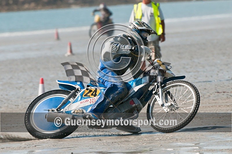 Sand Ace_09-100 - SAND ACE 2009