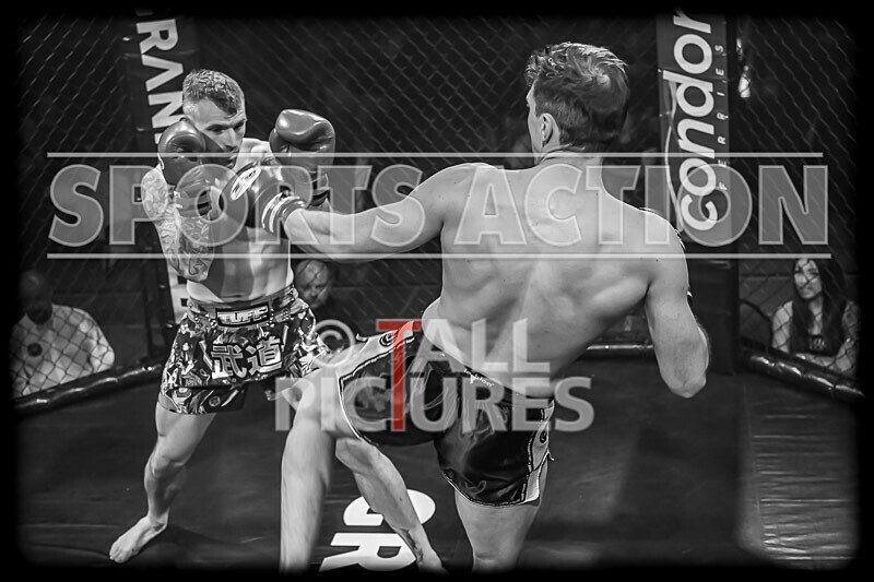 BOUT- 10 - Johan Pols v Ralph Pickering-14 - BOUT 10 - Johan Pols v Ralph Pickering