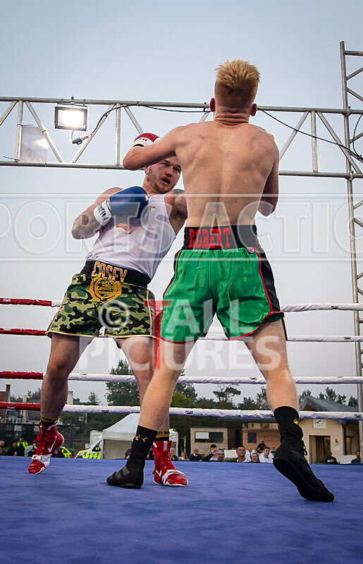 BOUT 17 - Luke Robert v Casey De La Mare-51 - BOUT 17 - Luke Robert v Casey De La Mare