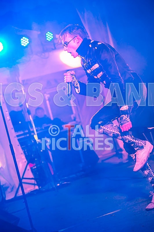 The Correspondants-33 - THE CORRESPONDANTS