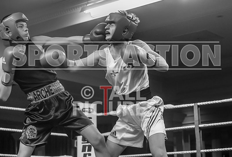 Bout - 3_Seb Fitzpatrick v Archie Brown-8 - Bout - 3_Seb Fitzpatrick v Archie Brown
