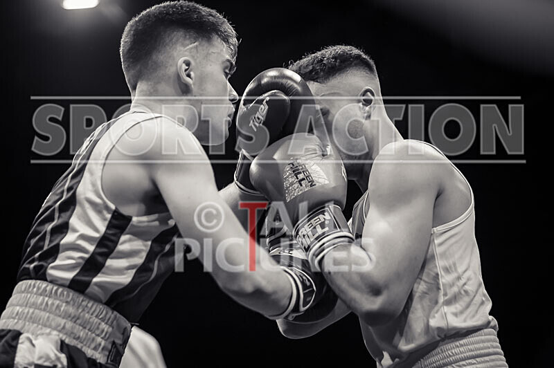 Bout 15_Marcus Magloire v Josh Boderick-7 - Bout 15_Marcus Magloire v Josh Boderick