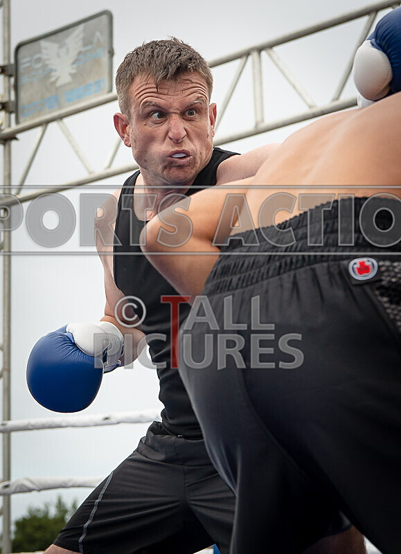 BOUT 12- Tyler the Lion Quintels v Phil Knock Knock Kiddy-6 - BOUT 12- Tyler 'the Lion' Quintels v Phil 'Knock Knock' Kiddy