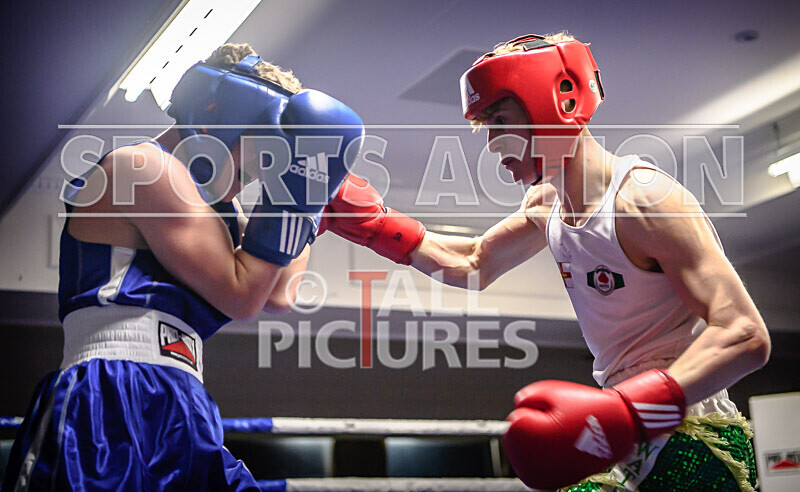 BOUT 3- Arnie Watson v Arthur Tipping-28 - BOUT 3 - Arnie Watson v Arthur Tipping