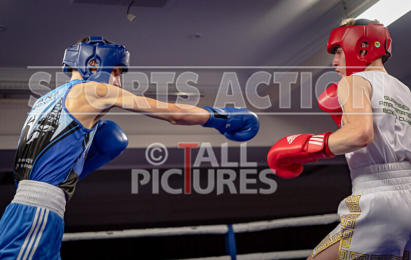 BOUT 1_Arnie Watson v Curtis Jehu-4 - BOUT 1_Arnie Watson v Curtis Jehu