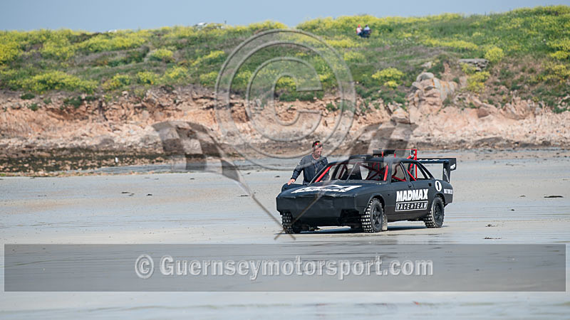 Ozzy Ozanne_MadmaxRace Team Promo-20 - OZZY OZANNE_MADMAX RACE TEAM PROMO