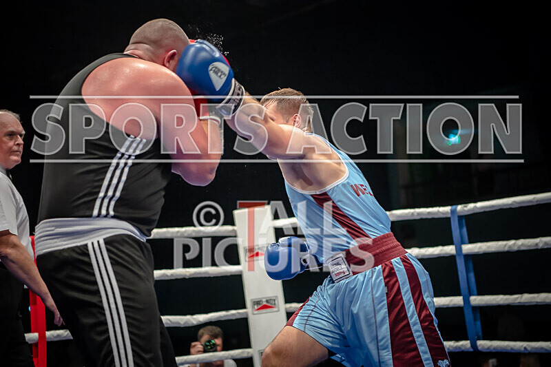 BOUT- 11 Dan Maree v George Westpfel-27 - BOUT 11: Dan Maree v George Westpfel