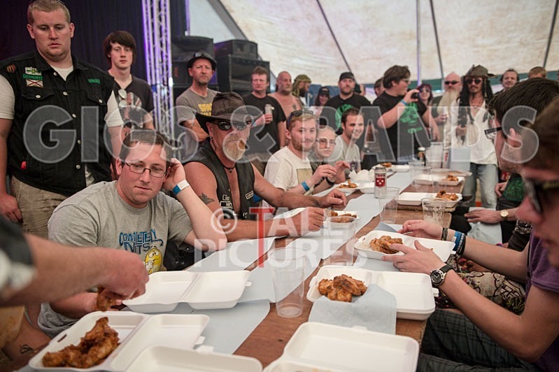 Chaos 2013_The Atmosphere-190 - BURN-OUTS - TATTOOS & CHILLI