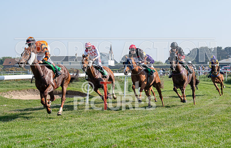 Guernsey Race Club Horse Racing 2018-1 - GUERNSEY RACE CLUB BANK HOLIDAY 2018
