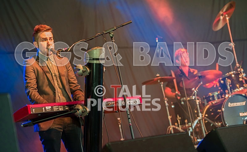 Raising Maisie-28 - RAISING MAISIE