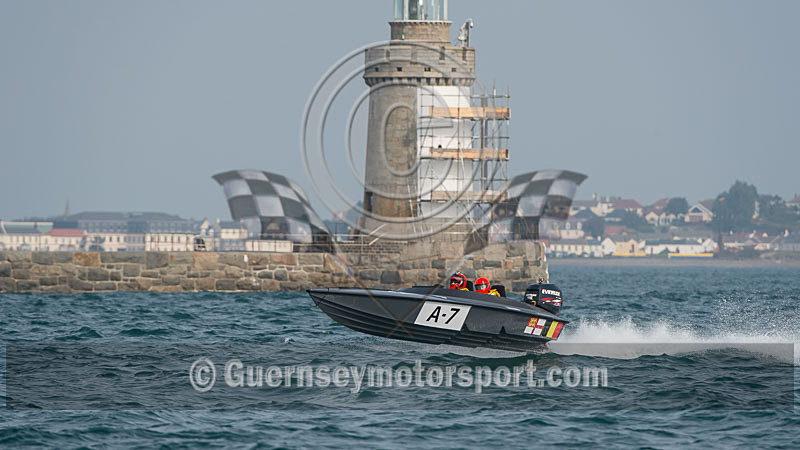 Worlds Powerboats_2014_Race-2-52 - UIM CLASS 3A & 3B WORLD OFFSHORE CHAMPIONSHIP_RACE-2
