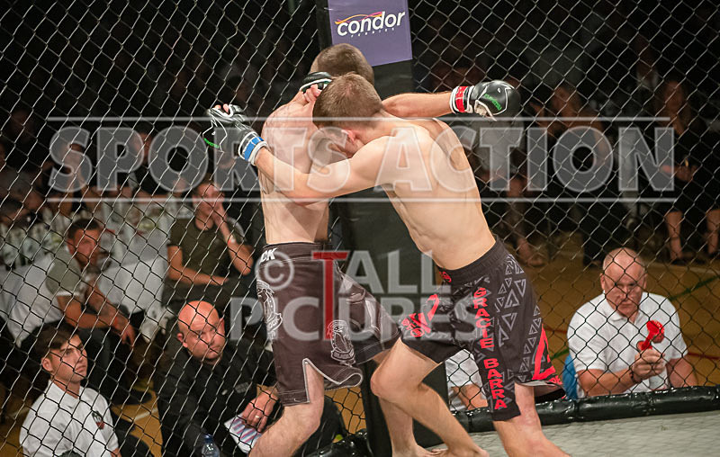 BOUT-9- James Jeune v Adam Walford-41 - BOUT-9 James Jeune v Adam Walford