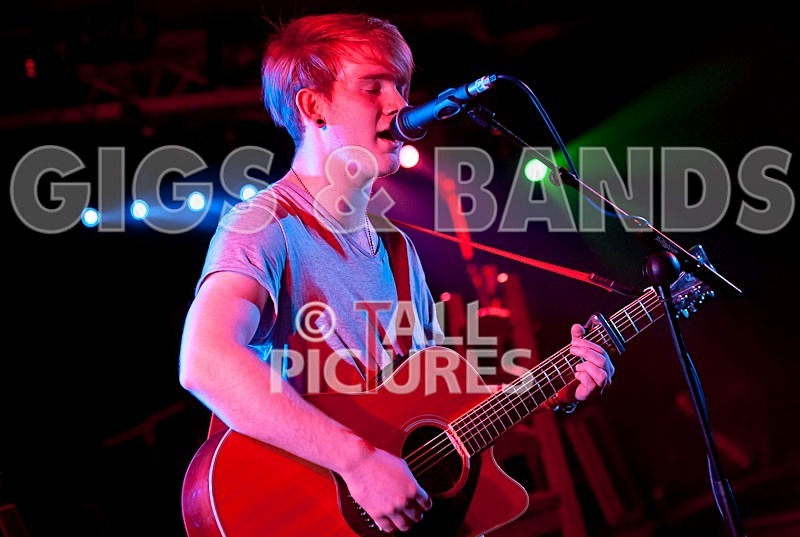 Elliott Crossan-8 - ROCK OF AGES-15_UNPLUGGED