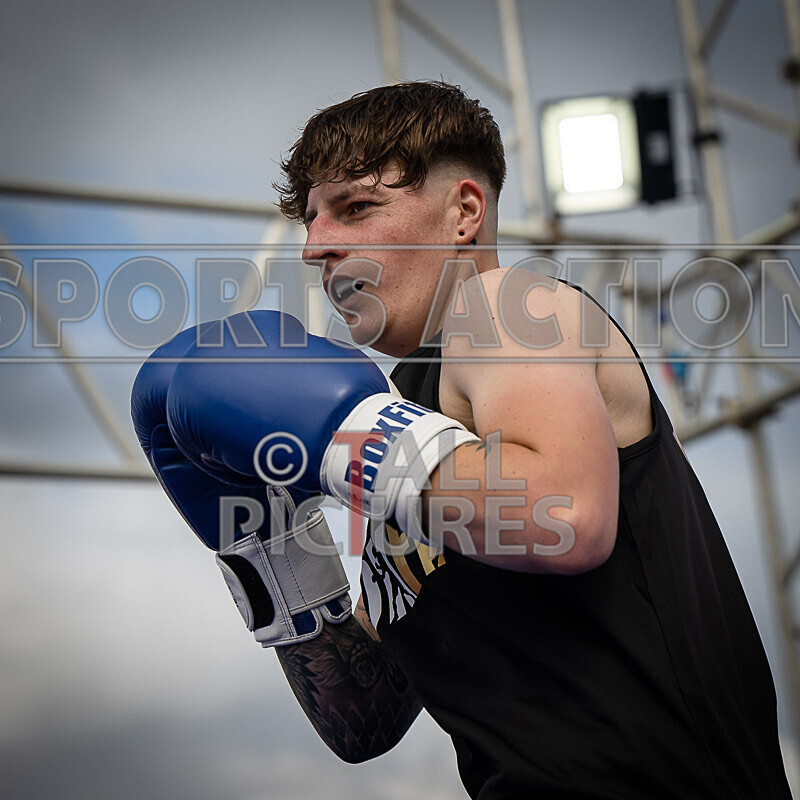 BOUT 5- Leonie Chardonnay Pike v Ellie Rocky Robinson-29 - BOUT 5- Leonie 'Chardonnay' Pike v Ellie 'Rocky' Robinson