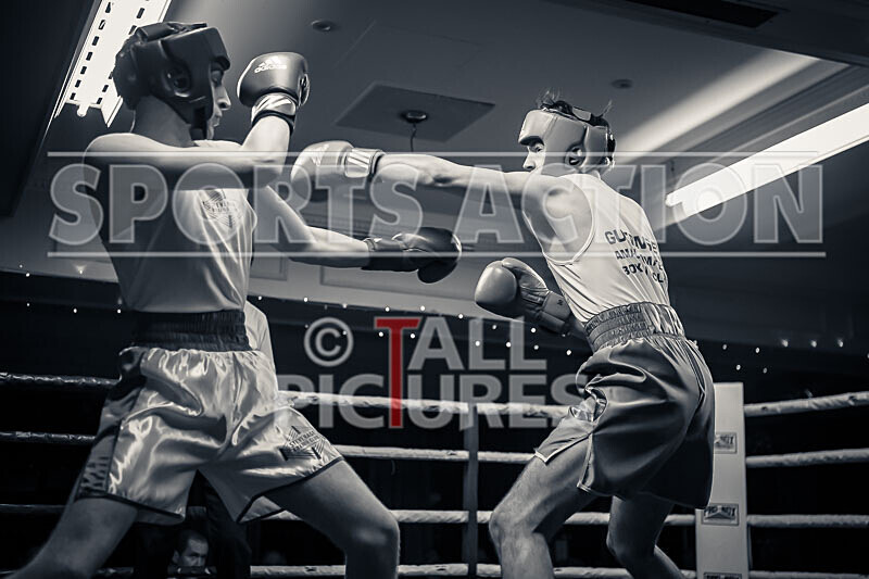 BOUT 4_Ross Vinning v Henry Wells-14 - BOUT 4_Ross Vinning v Henry Wells