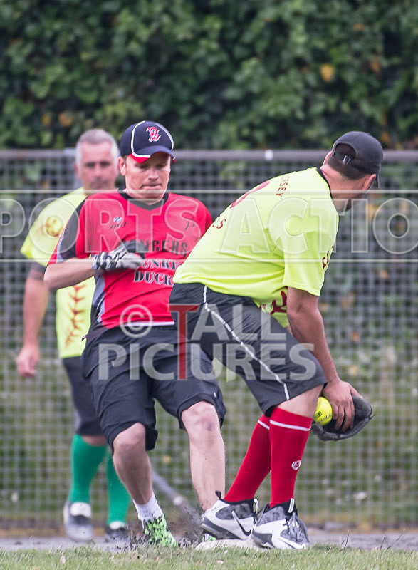 Softball_22-06-2016-15 - DRUNKEN DUCK RANGERS v REBELS