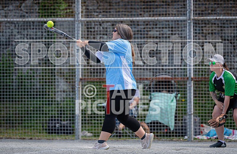 Manor Farm Donkeys v Tomahawks-61 - MANOR FARM DONKEYS v TOMAHAWKS