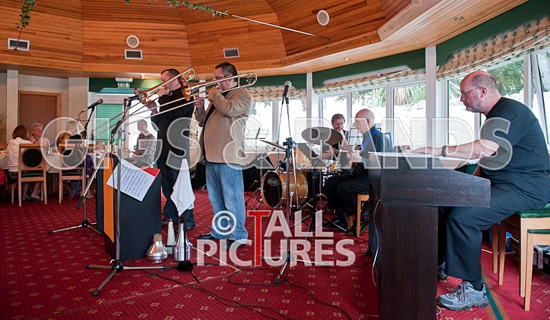 Boneheads-31 - THE BONEHEADS