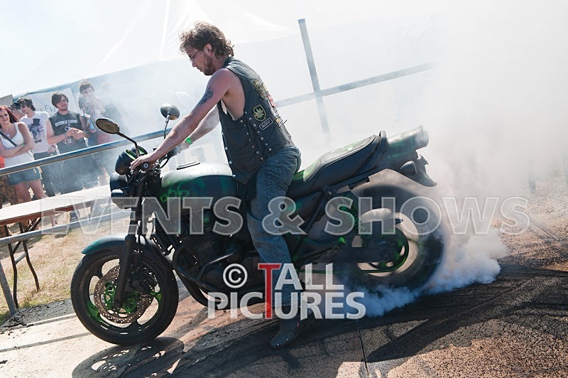 Greenman Burnout-26 - GREENMAN BURNOUTS 2010