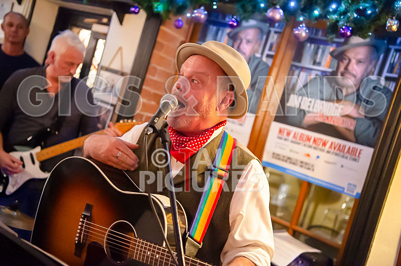 Jim Delbridge_The Navigator-17 - JIM DELBRIDGE & THE WAR POETS