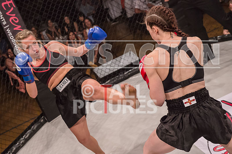 Zoe Findlay v Lolly Guard-32 - BOUT 3