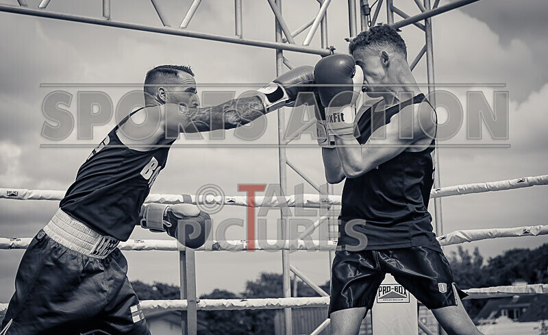 BOUT 3- Martin the not so Raging Bull Le Prevost v Ben Hizzy Hislop-46 - BOUT 3- Martin 'the not so Raging Bull' Le Prevost v Ben 'Hizzy' Hislop