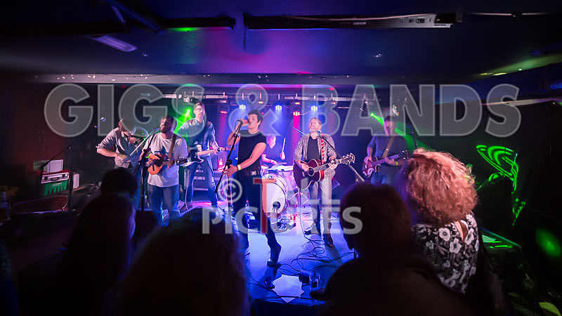 Space Pirates of Rocquaine-48 - VALE EARTH FAIR UNPLUGGED 2018