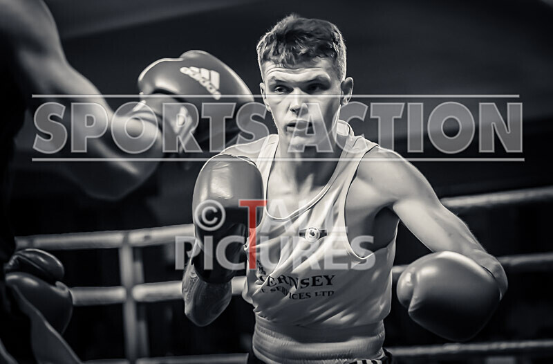 BOUT- 6 - Emile Prevel v Moin Khan-20 - BOUT: 6 - Emile Prevel v Moin Khan