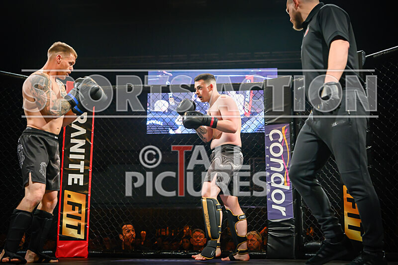 BOUT- 4 - Clayton Taylor v Alex Atkinson-27 - BOUT 4 - Clayton Taylor v Alex Atkinson