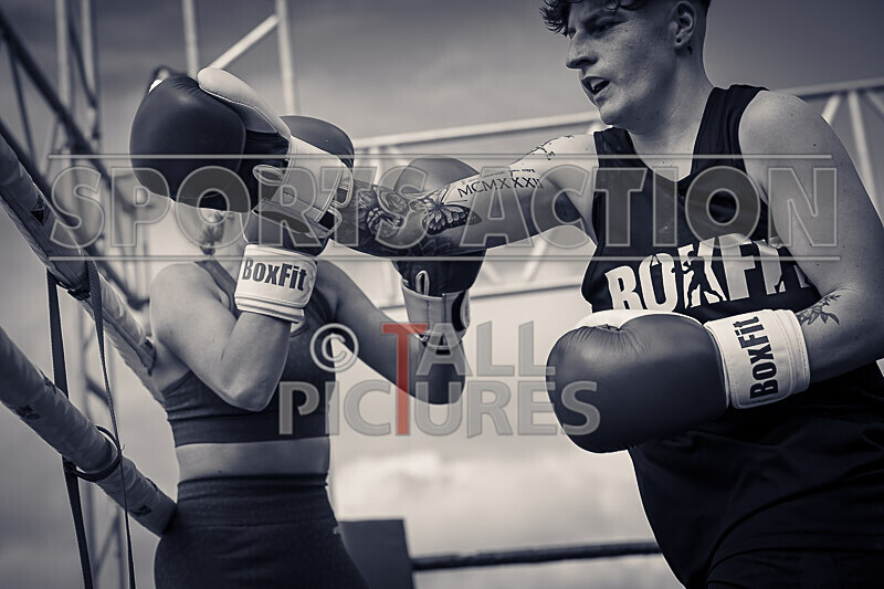 BOUT 5- Leonie Chardonnay Pike v Ellie Rocky Robinson-12 - BOUT 5- Leonie 'Chardonnay' Pike v Ellie 'Rocky' Robinson