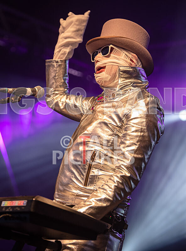 Fade2Grey-420 - FADE2GREY