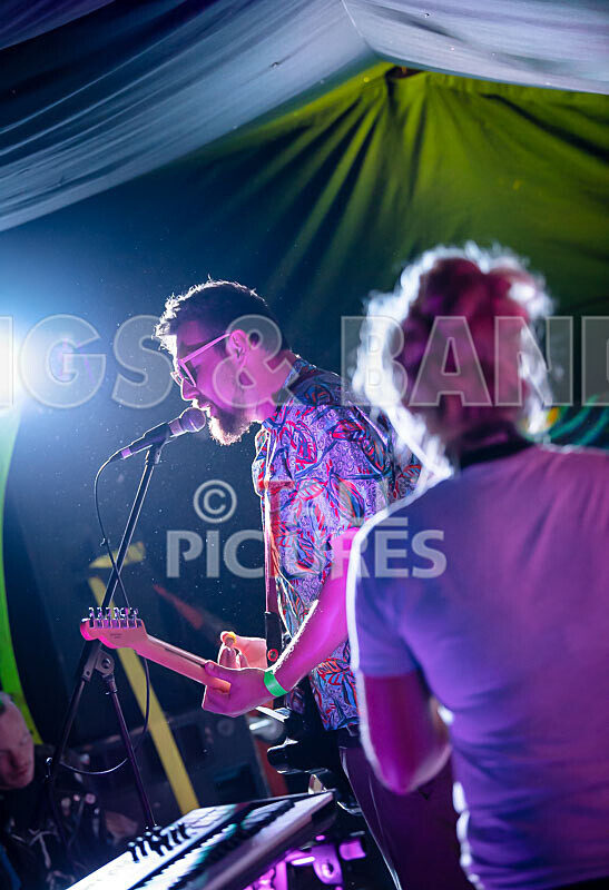 Honest Crooks-261 - HONEST CROOKS