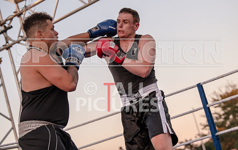 BOUT-13- Luke Skovronek v Jonny JB Burnard-21 - BOUT-13 Luke Skovronek v Jonny 'JB' Burnard