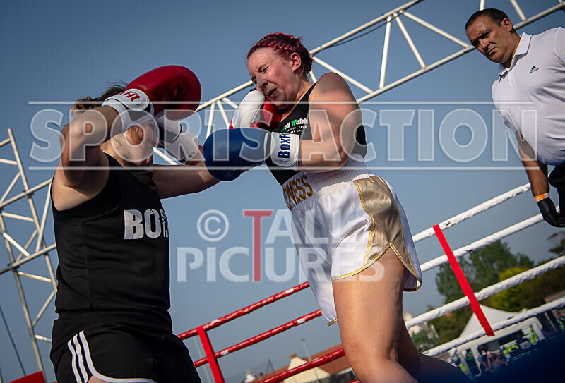 BOUT 5 - Emma -the Mentalist- Martin v Katie -the Lioness- Le Tissier- - BOUT 5 - Emma 'the Mentalist' Martin v Katie 'the Lioness' Le Tissier