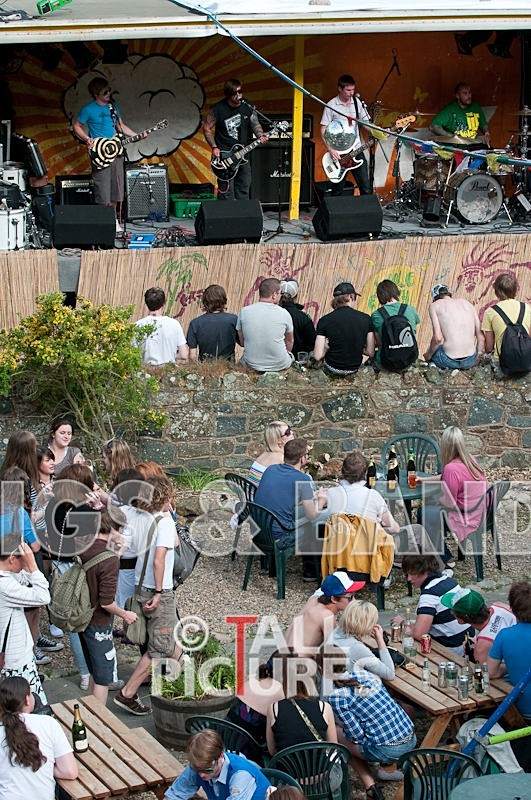 Beach Life-12 - BEACH LIFE 2009