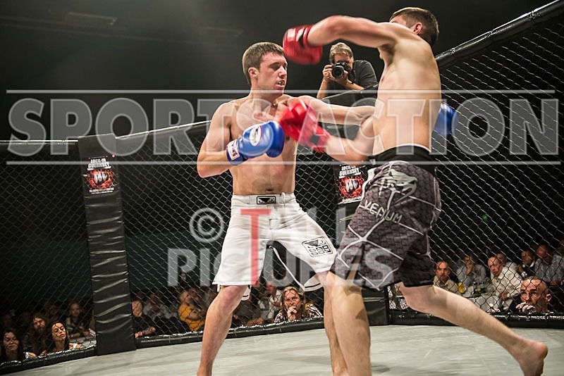 Cage Fighting_2012_Bout 1-20 - BOUT-1