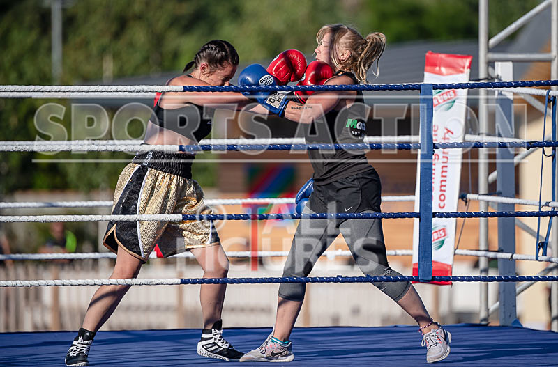 BOUT-2- Georgie The Cyclone Smith v Kayleigh White-4 - BOUT-2 Georgie 'The Cyclone' Smith v Kayleigh White